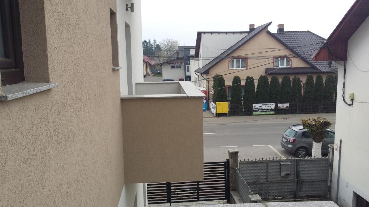 Apartament Mario Rădăuţi Eksteriør bilde